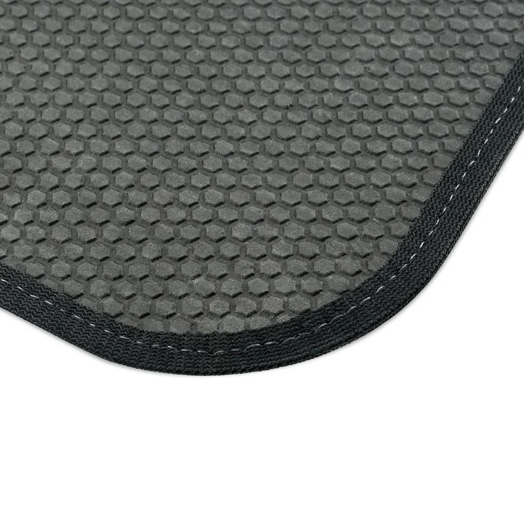 Crowgodshi Car Mats (2x Rear), BURGUNDY