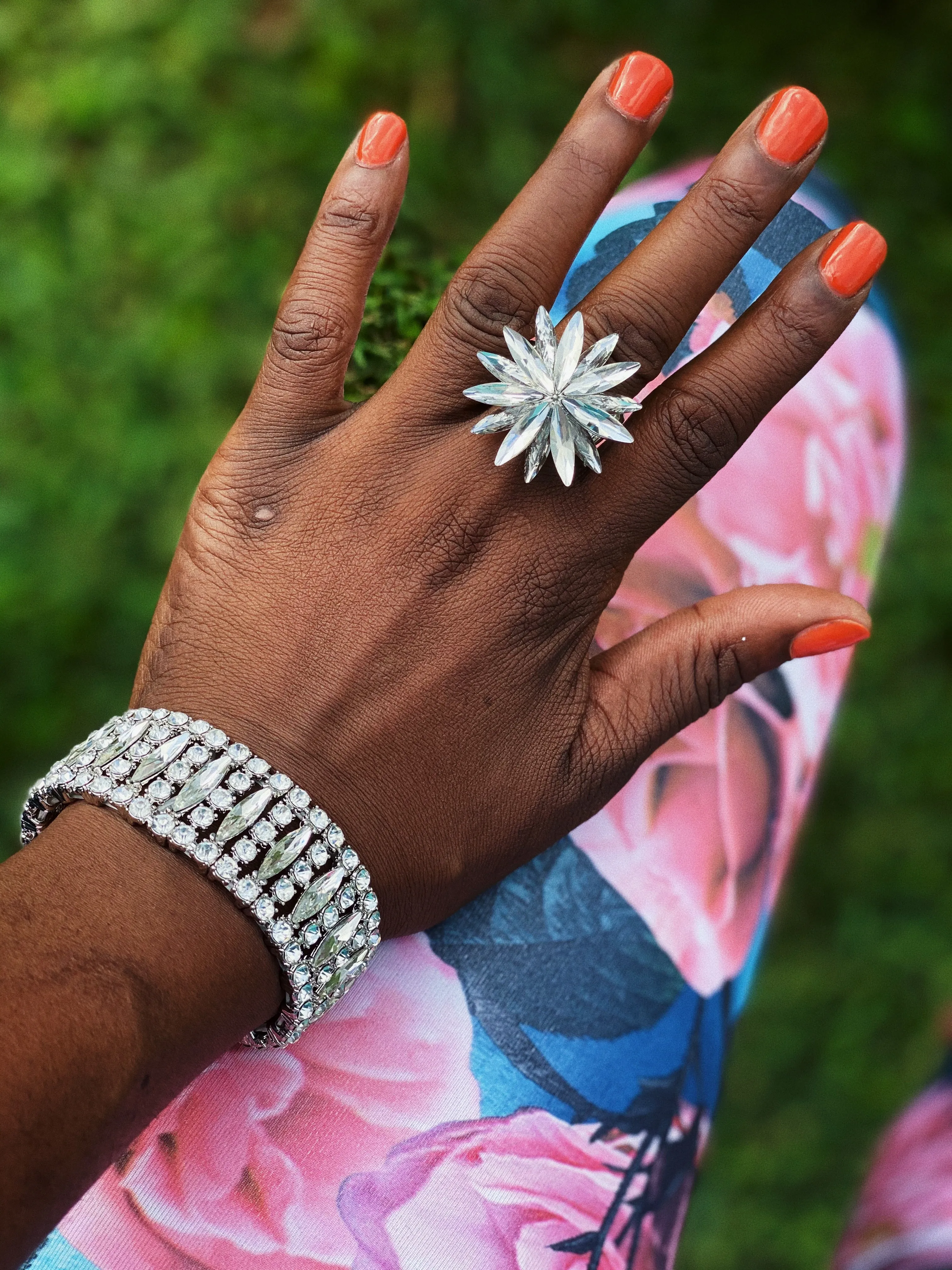 MAXINE - clear accented rhinestone stretch bracelet